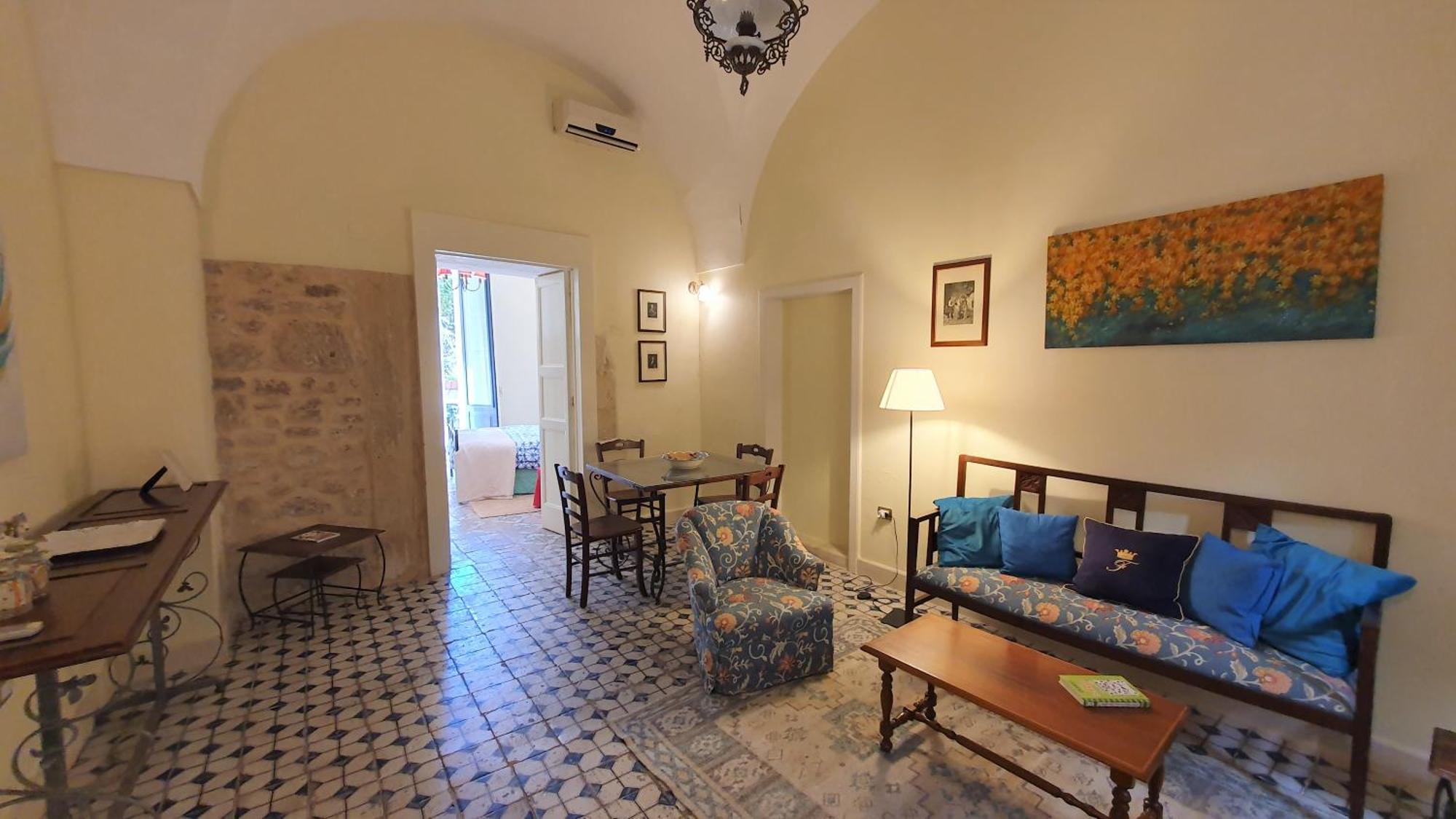 Ferienwohnung Palazzo Bernardini Lecce Exterior foto
