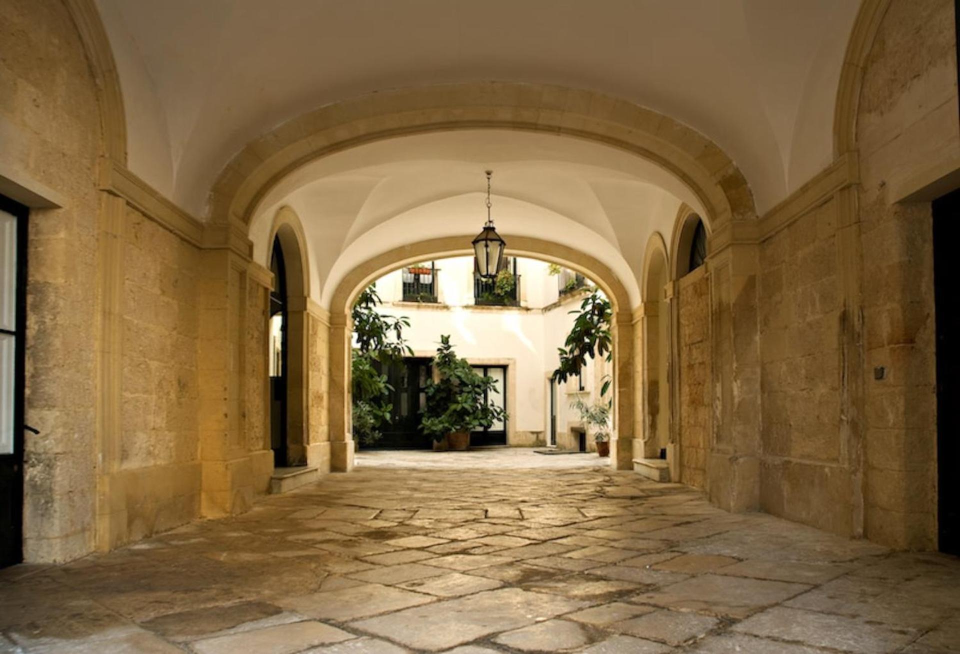 Ferienwohnung Palazzo Bernardini Lecce Exterior foto